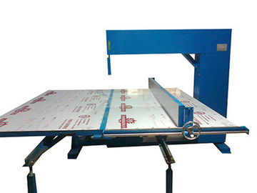 Equipamento manual 1.74KW do corte da espuma do router do CNC do vertical para o corte por blocos quadrado da espuma