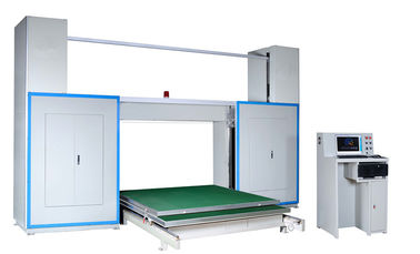 Dispositivo de sucção de precisão Cortador de espuma 1650mm Longo da lâmina Máquina de corte horizontal controlada por PLC