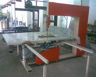 Máquina de corte vertical semiautomática manual da espuma de EPE para o descanso/folha da espuma