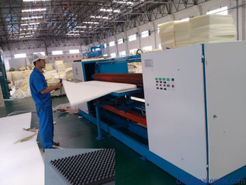 Pressão da espuma - dê forma a esmagar a máquina de corte do Abnormity da máquina para coxins/esteiras