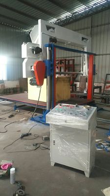 Máquina de corte de blocos de espuma vertical para eletricidade com velocidade de corte ajustável