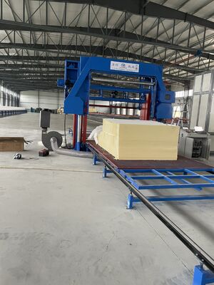 Métro de fluxo automático de vidro Máquina de fabricação de espuma horizontal até 1300 mm de altura